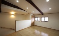 元の構造部分をアクセントに活かし明るく和モダンなテイスト