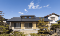思い出のお庭と調和した和風平屋住宅