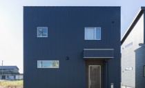 モダンで収納豊富な住まい【杜の家】