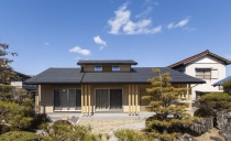 思い出のお庭と調和した和風平屋住宅
