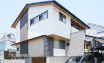 ペットと暮らす快適な二世帯住宅