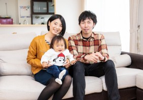 室内干しのある、陽射しで明るいお家