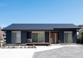 平屋で過ごす桧造りの住まい