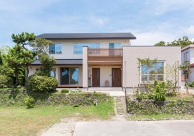 店舗兼用住宅　”働く”が楽しくなる”ペット”と住まう家　