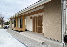 桧板張り折上天井が圧巻<br>大空間LDKに家族が集う和風住宅
