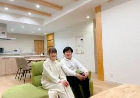 天然木にこだわり、木のぬくもりが感じられる和モダンな家