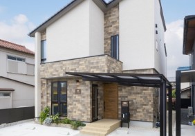 快適な住空間とビジネスが融合した<br>店舗兼用住宅（ヘアサロン）