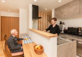 父と暮らす全館空調の家
