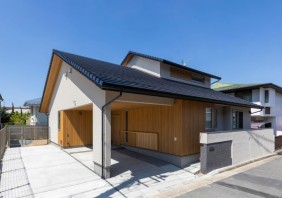 コンパクトな生活動線のモダンな住まい