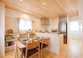 天然木と暮らすマンションリノベーション