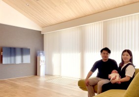 四季を感じて暮らす 大きなLDKと坪庭のある平屋