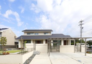 悠々自適に暮らせる二世帯住宅