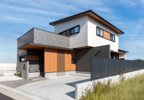 デザインと暮らしを楽しむ家