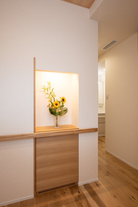玄関　花